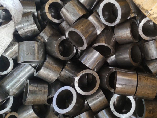 新城无缝钢管切割